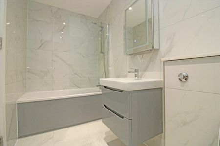 Lynton Road, Acton, W3 - Photo 5