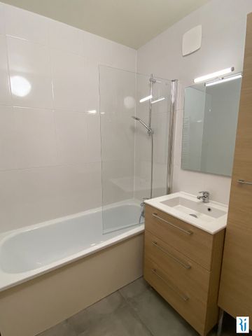 Location Appartement 2 pièces 46m² ROUEN 76000 - Photo 5