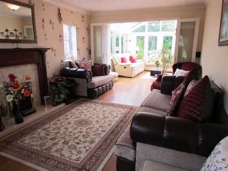 5 bedroom detached house to rent - Photo 5