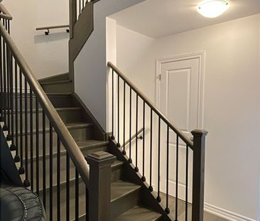 For Lease - 16 Wagon Lane, Barrie, Ontario - Photo 4