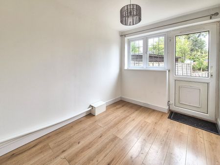 Weaverhead Close, CM6, Dunmow - Photo 4