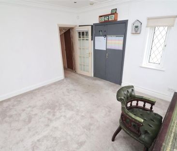 House share to rent - Photo 4