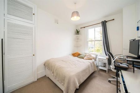 4 bedroom terraced house to rent - Photo 2