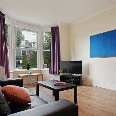 Large 6 Bedroom House on Ecclesall Road! - Photo 1
