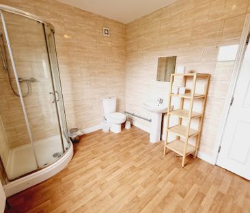 5 Bed Student Accommodation - Photo 6