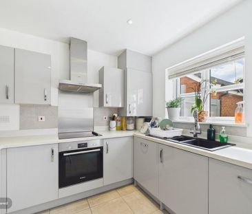 3 bedroom detached house to rent - Photo 6