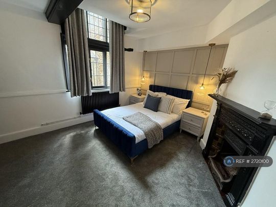 1 bedroom in a house share to rent - Photo 1