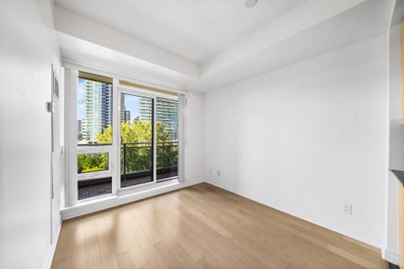 For Lease - 2756 Old Leslie Street Unit# 602, Toronto, Ontario - Photo 2