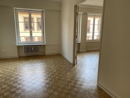 Location Appartement 4 pièces 96m² STRASBOURG 67000 - Photo 4