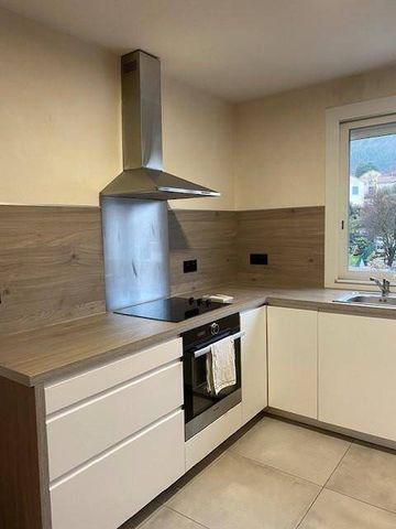 Location appartement rénové 5 pièces 75.88 m² à La Voulte-sur-Rhône (07800) 5 - Photo 3