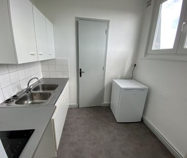 Location Appartement 1 pièce 27m² ROUBAIX 59100 - Photo 1