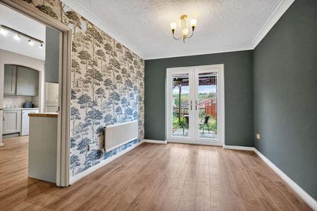 Maes Y Crofft, Morganstown, Cardiff, CF15 - Photo 4