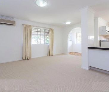 "Secure Your Spot in Sought-After Coorparoo" - Photo 5