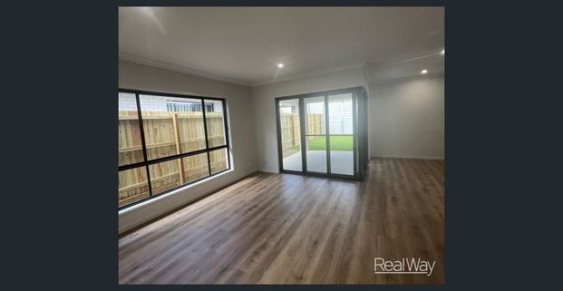 Spacious & Comfortable 4-Bedroom Family Home in Ripley - Photo 1