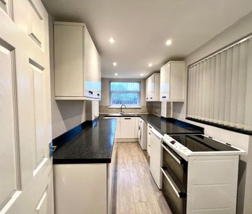 5 bedroom terraced house to rent - Photo 5