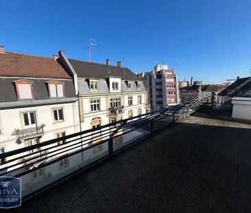 Appartement à louer 5 pièces 92.3m² - Photo 2