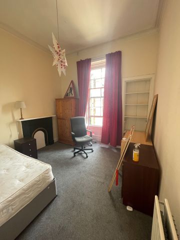 4 Bed Flat, Otago Street, G12 - Photo 5