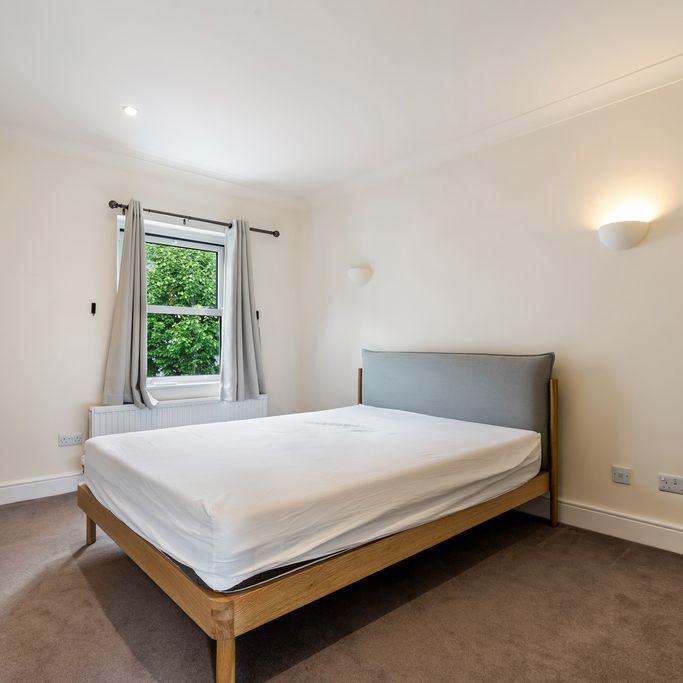 Stanford Road, W8, London - Photo 1
