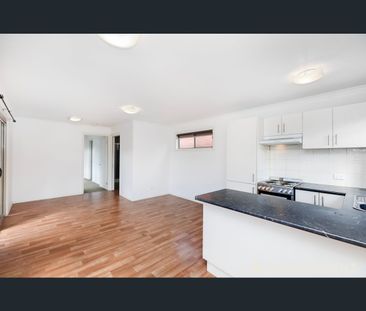 9A Joan Street, Sunshine West, Vic 3020 - Photo 4