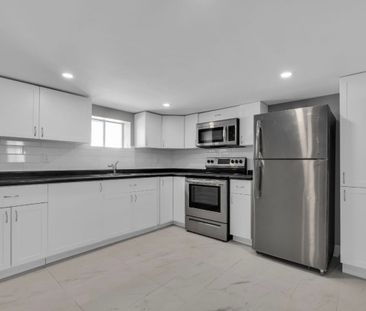 For Lease - 127 New Street, Cornwall, Ontario - Photo 2