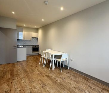 1 bedroom flat to rent - Photo 6