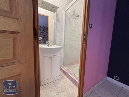 Location Maison 6 pièces 147m² GENAY 69730 - Photo 3