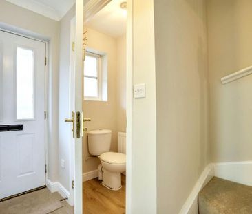 2 bedroom terraced house to rent - Photo 4