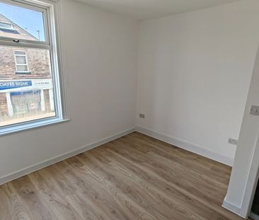 4 Bed Terraced House, Holme Lane, S6 - Photo 5