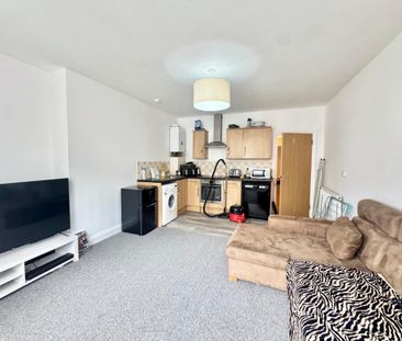 2 bedroom flat to rent - Photo 6