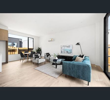 3/5 High Road, Camberwell, Vic 3124 - Photo 1
