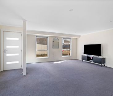 Modern Family Home - Photo 1