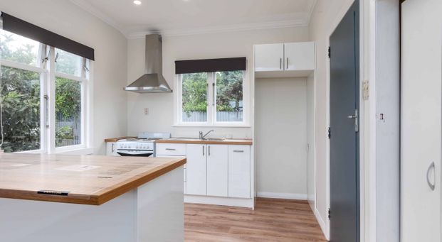 Three bedrooms -Milson - Photo 1