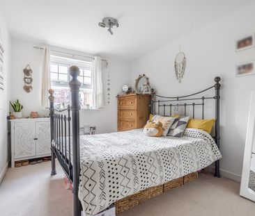 Aphelion Way, Reading, RG2 9FR - Photo 1