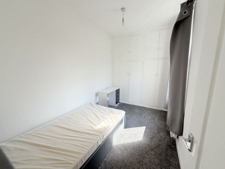 Otway Street, Preston - Photo 2