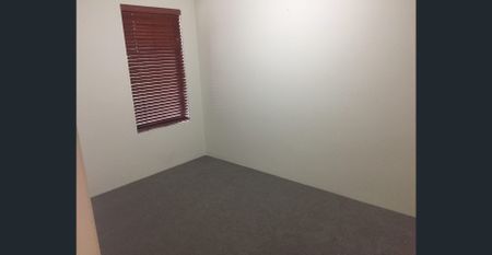 FAMILY HOME IN GREAT LOCATION - Photo 3