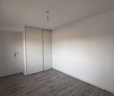 Location Appartement 4 pièces 66m² EAUBONNE 95600 - Photo 3