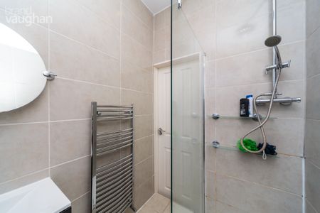 2 bedroom maisonette to rent - Photo 5