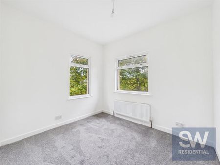 3 bedroom detached house to rent - Photo 3