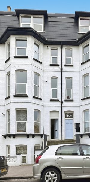 2 bedroom apartment to rent - Photo 2