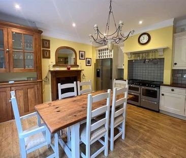 Brook, Lyndhurst, SO43 - Photo 5