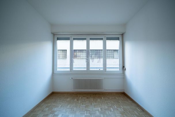 Servette, Avenue de Luserna, 5 rooms on the 1st floor, approx 84m2 - Foto 1