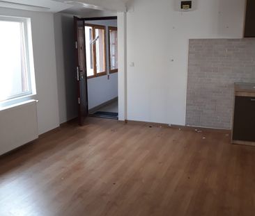 Garsonieră semidecomandată, 50 m², Strada Buzești, 63011 București - Photo 3