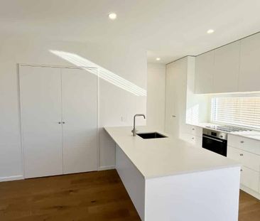 Brand new in Somerfield - Photo 2