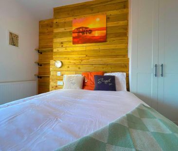 1 bedroom in a house share to rent - Photo 4