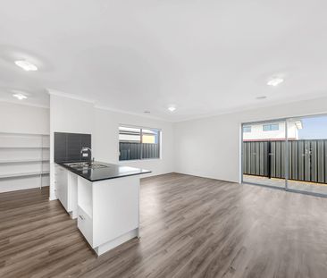 A Perfect 3 bedroom Family Home ! - Photo 6