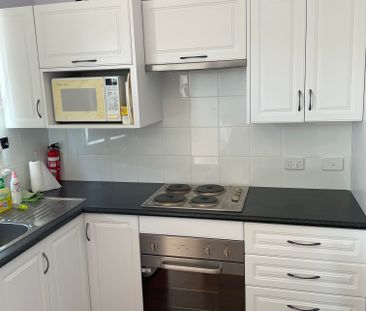 5, Janis Street, Halls Head - Photo 4