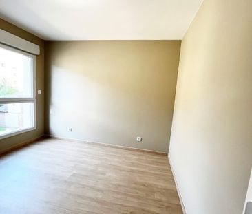 APPARTEMENT T2-PONT EVEQUE Pont-Évêque (38780) Le bien en vidéo - Photo 4