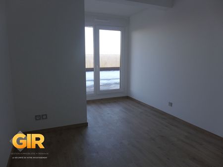 Location Appartement 3 pièces 71m² CESSON SEVIGNE 35510 - Photo 3