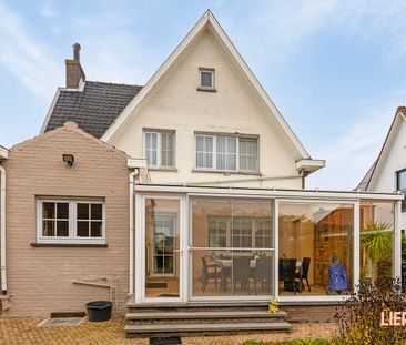 Instapklare gezinswoning met 3 SLKS, garage en tuin op toplocatie! - Foto 4