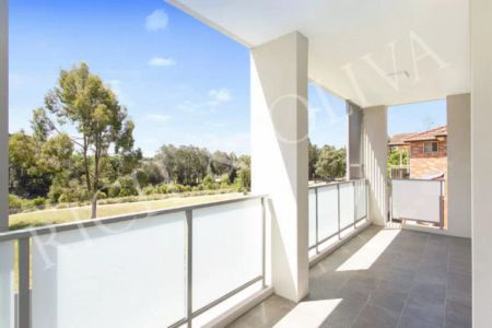 4/13 Seventh Avenue, Campsie - Photo 4